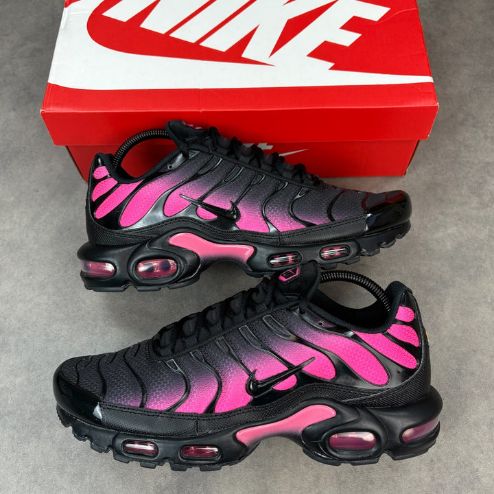 Nike Air Max Plus TN Black Hyper Pink