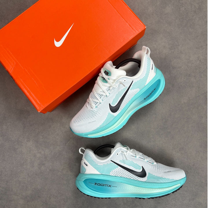 Nike Vomero 18 Dusty Cactus