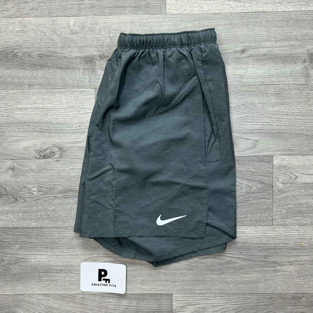 nike challenger shorts 5