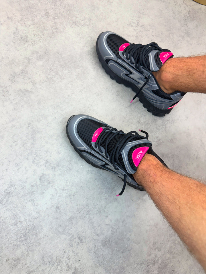 Midnight Pink Cosmo Runner