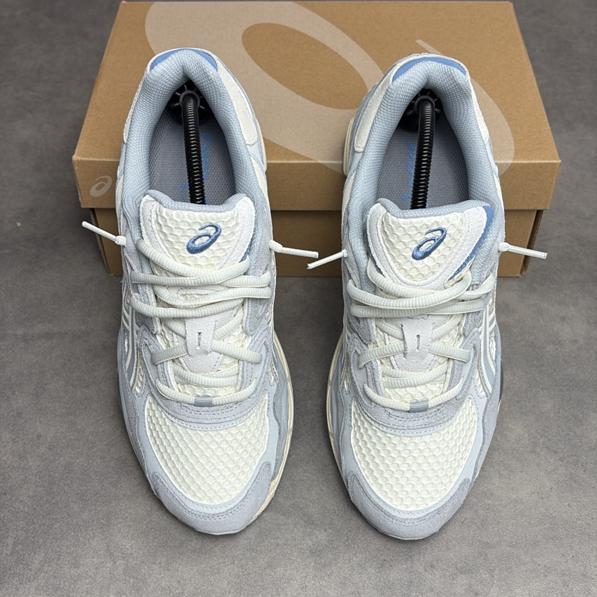 スニーカー asics gel-nyc ivory/mid grey Asics Gel NYC Ivory Mid Grey – Pristine Fits