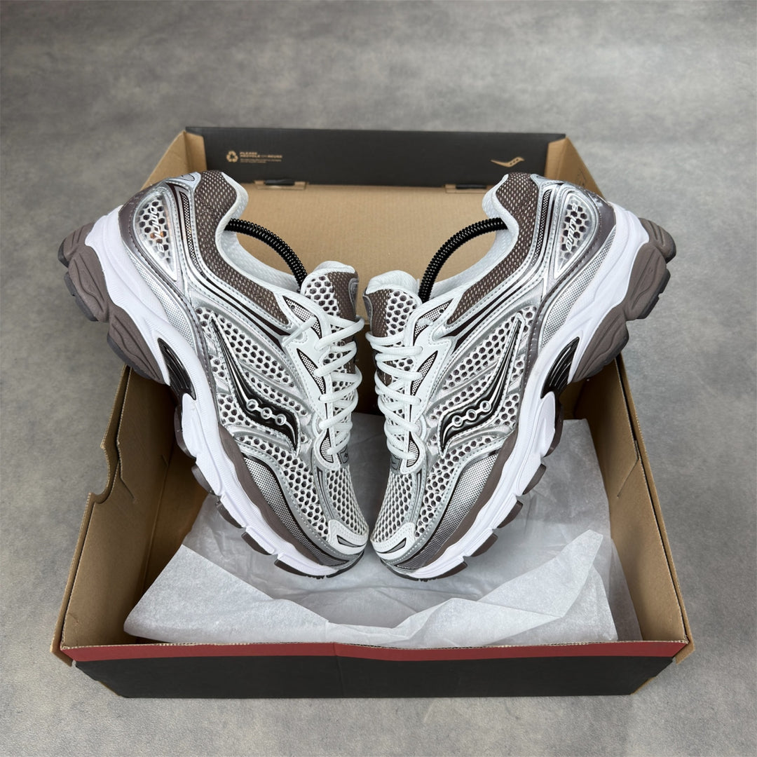 Saucony ProGrid Omni 9 White Brown