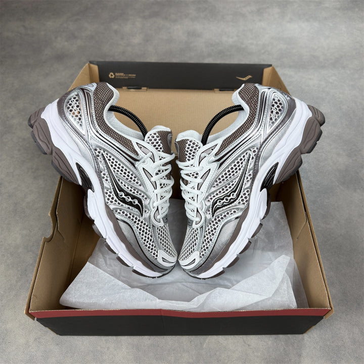 Saucony ProGrid Omni 9 White Brown