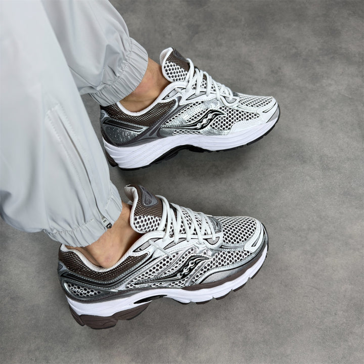 Saucony ProGrid Omni 9 White Brown