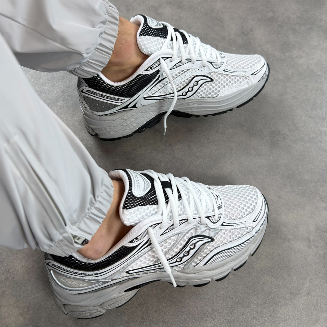 Saucony ProGrid Omni 9 White Cadet