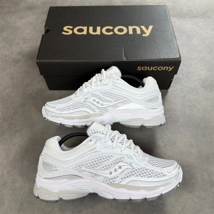 Saucony ProGrid Omni 9 ‘White Silver’
