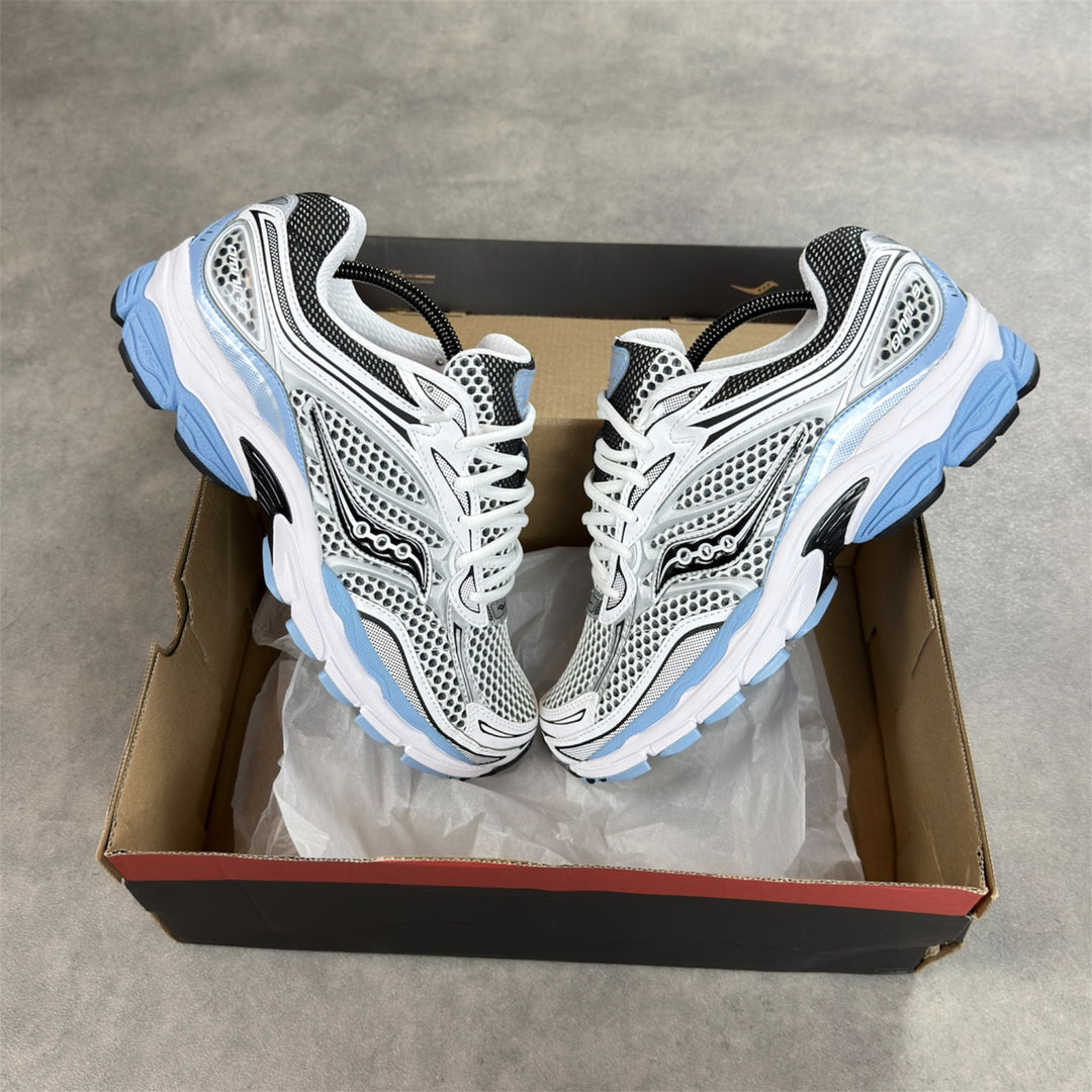 Saucony ProGrid Omni 9 Blissful White