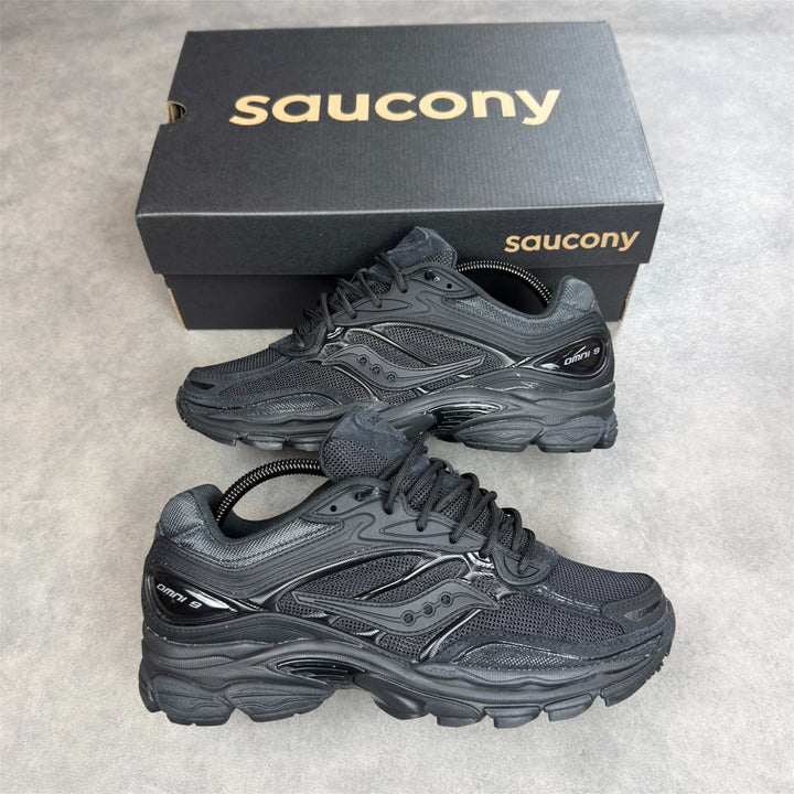 Saucony ProGrid Omni 9 Armor Black